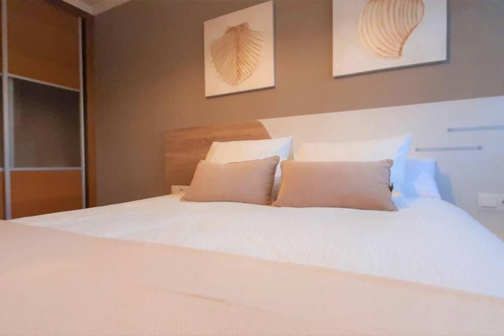 דירות Apartamento Playa Foz Con Piscina Y Parking 010 מראה חיצוני תמונה