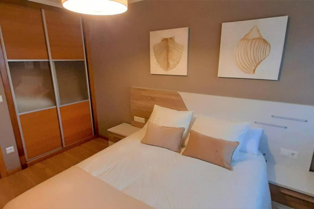 דירות Apartamento Playa Foz Con Piscina Y Parking 010 מראה חיצוני תמונה
